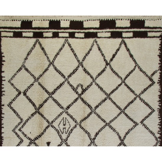 Ivory color MOROCCAN Berber Beni Ourain Design Rug with Brown Diamond and Square patterns, HANDMADE, 100% Wool