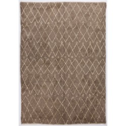 Natural Brown colored MOROCCAN Berber Beni Ourain Design Rug with Beige Diamond Patterns, HANDMADE, 100% Wool