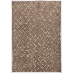Natural Brown colored MOROCCAN Berber Beni Ourain Design Rug with Beige Diamond Patterns, HANDMADE, 100% Wool
