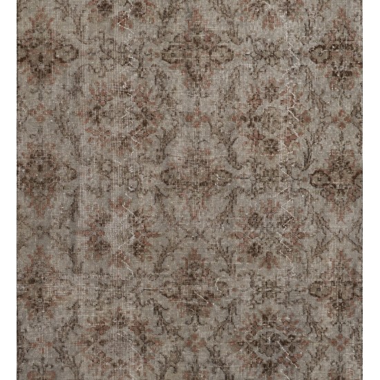 Mid-20th Century Handmade Central Anatolian Rug Overdyed in Gray Color. 5.3 x 9.2 Ft (161 x 280 cm)