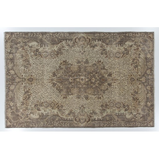 One-of-a-kind Handmade Vintage Turkish Area Rug. 6.5 x 10 Ft (197 x 305 cm)