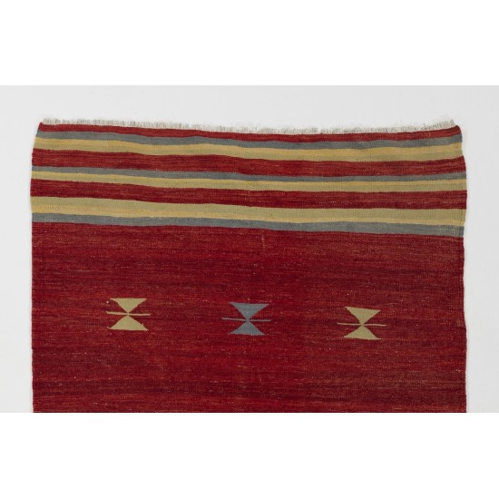 Handmade Turkish Wool Kilim Rug, Authentic Floor Covering. 4.2 x 5.5 Ft (127 x 167 cm)