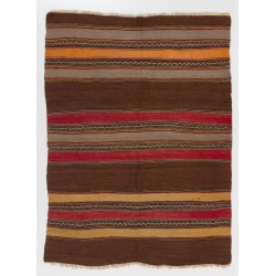 HandWoven Vintage Turkish Kilim Made of 100% Wool. 4.3 x 5.8 Ft (131 x 176 cm)