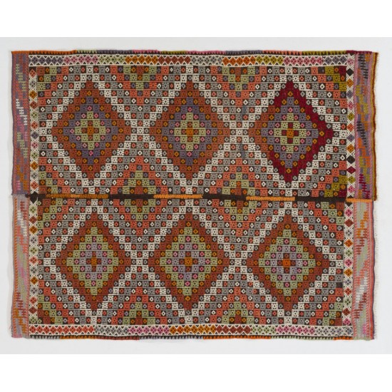 Colorful Vintage Handmade Central Anatolian Kilim Rug with Diamond Patterns. 5 x 6.3 Ft (150 x 190 cm)