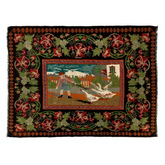Bessarabian Vintage Hand-Woven Moldovian Wool Kilim, Unique Floral Pattern 50 years old Kilim Rug. 5.6 x 7.3 Ft (170 x 220 cm)