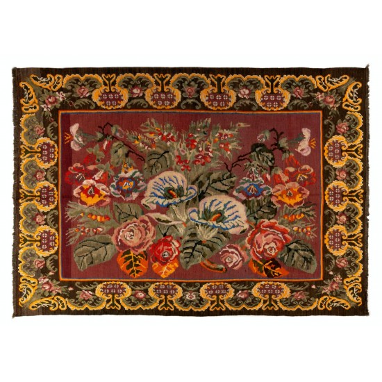Bessarabian Vintage Hand-Woven Moldovian Wool Kilim, Unique Floral Pattern 50 years old Kilim Rug. 5.8 x 7.9 Ft (176 x 240 cm)