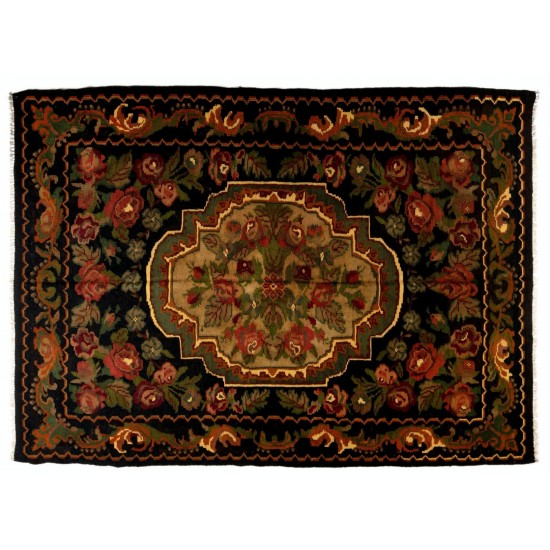 Decorative Bessarabian Hand-Woven Floral Pattern Moldovian Kilim, One-of-a-Kind Vintage Wool Rug. 7.2 x 9.7 Ft (217 x 295 cm)