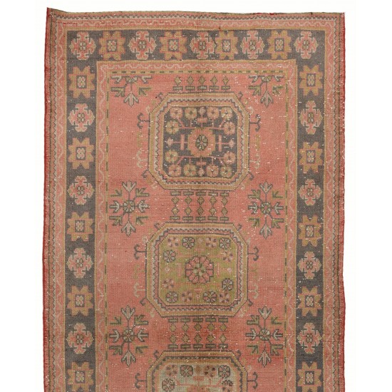Vintage Turkish Runner Rug, Traditional Handmade Hallway Runner. 4.4 x 11.2 Ft (133 x 340 cm)