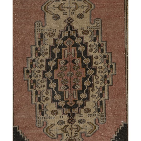 One-of-a-Kind Mid-Century Handmade Turkish Oriental Rug for Traditional Interiors. 100% Wool. 4.6 x 8.3 Ft (140 x 250 cm)