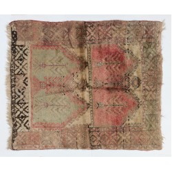Rare Antique Central Anatolian Village Rug in Soft Plant Dyed Colors. 5 x 6 Ft (150 x 180 cm)