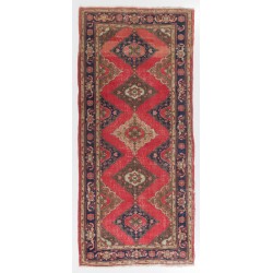 Turkish Runner Rug, Authentic Vintage Handmade Hallway Runner. 5 x 11 Ft (152 x 338 cm)