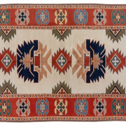 Brand New Hand-Made Vintage Turkish Wool Rug with All Natural Dyes. 5.3 x 7.4 Ft (160 x 223 cm)