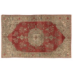 Rare Antique Turkish Bergama Rug Made of Wool, Ca 1920.. 5.5 x 8.6 Ft (166 x 262 cm)