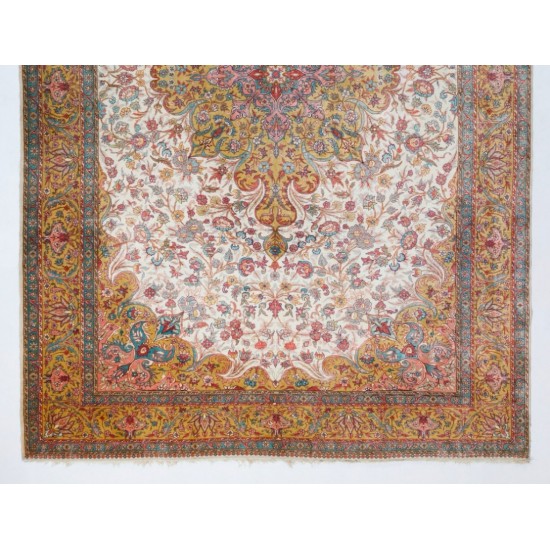 100% Silk Fine Handmade Vintage Rug from Kayseri / Turkey. 7.3 x 11 Ft (220 x 335 cm)