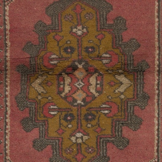 Handmade 1960s Turkish Small Rug. 2.7 x 5 Ft (82 x 150 cm)