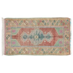 One-of-a-Kind Vintage Handmade Turkish Village Accent Rug, Circa 1960. 2.8 x 4.6 Ft (85 x 140 cm)