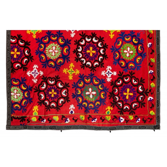 Silk Hand Embroidered Bed Cover, Vintage Suzani Wall Hanging from Uzbekistan. 6 x 7.5 Ft (180 x 226 cm)
