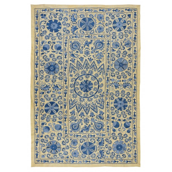 New Silk Embroidery Suzani Textille. Traditional Handmade Uzbek Wall Hanging, Bed or Table Cover. 4.8 x 7 Ft (146 x 213 cm)