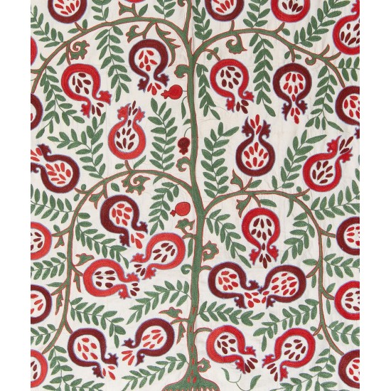 Silk Hand Embroidered Bed Cover, Vintage Suzani Wall Hanging from Uzbekistan. 4.7 x 7 Ft (141 x 214 cm)
