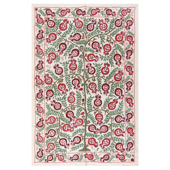 Silk Hand Embroidered Bed Cover, Vintage Suzani Wall Hanging from Uzbekistan. 4.7 x 7 Ft (141 x 214 cm)