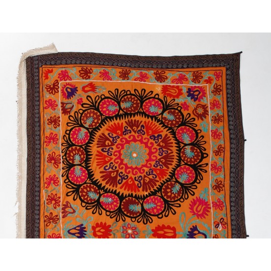 Silk Hand Embroidered Bed Cover, Vintage Suzani Wall Hanging from Uzbekistan. 5.8 x 9.4 Ft (175 x 285 cm)