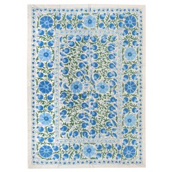 Silk Hand Embroidered Bed Cover, Vintage Suzani Wall Hanging from Uzbekistan. 6.4 x 8.4 Ft (195 x 253 cm)