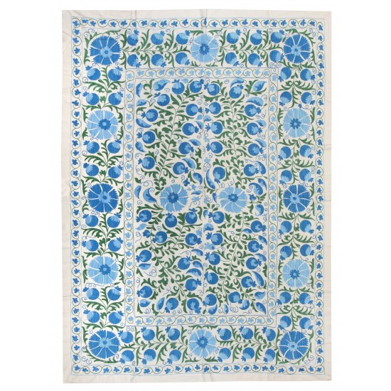Silk Hand Embroidered Bed Cover, Vintage Suzani Wall Hanging from Uzbekistan. 6.4 x 8.4 Ft (195 x 253 cm)