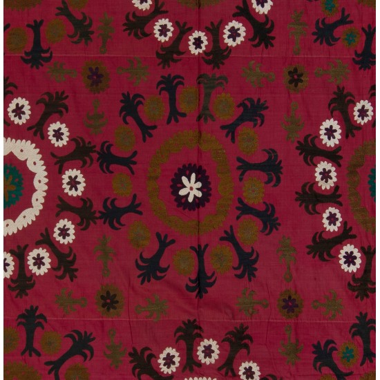 Silk Hand Embroidered Bed Cover, Vintage Suzani Wall Hanging from Uzbekistan. 6.9 x 7.4 Ft (208 x 223 cm)
