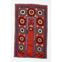 Silk Hand Embroidered Bedspread, Vintage Suzani Wall Hanging from Uzbekistan. 3.2 x 5.3 Ft (96 x 160 cm)