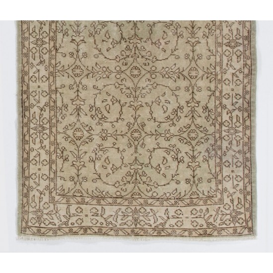 Hand-Knotted Vintage Floral Accent Rug, Central Anatolian Wool Carpet. 3.8 x 6.8 Ft (115 x 206 cm)