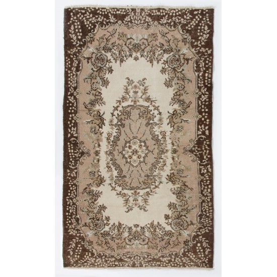 Vintage Handmade Turkish Oushak Wool Rug with Medallion Design. 4 x 6.9 Ft (120 x 210 cm)