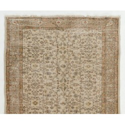 Handmade Vintage Rug, Floral Patterned Anatolian Carpet. 5 x 8.4 Ft (150 x 253 cm)