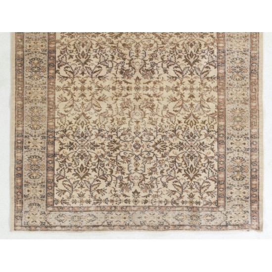Handmade Vintage Rug, Floral Patterned Anatolian Carpet. 5.6 x 8.8 Ft (170 x 268 cm)
