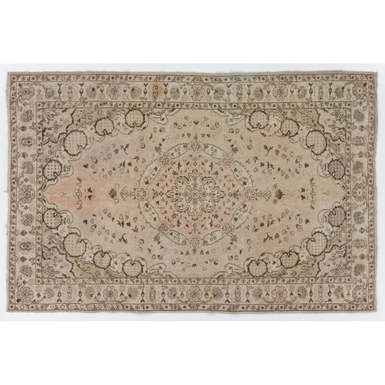 Mid-Century Turkish Rug, Hand-Knotted Sun Faded Carpet. 5.7 x 8.6 Ft (172 x 262 cm)