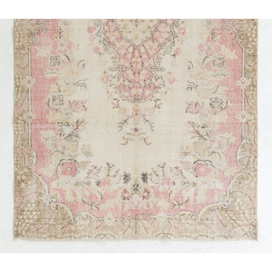 Vintage Hand-Knotted Anatolian Rug with Floral Medallion Design, Living Room Carpet. 5.9 x 10.3 Ft (177 x 312 cm)