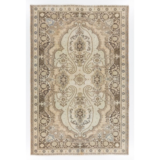 Handmade Vintage Rug, Floral Patterned Anatolian Carpet. 6.5 x 9.8 Ft (198 x 297 cm)