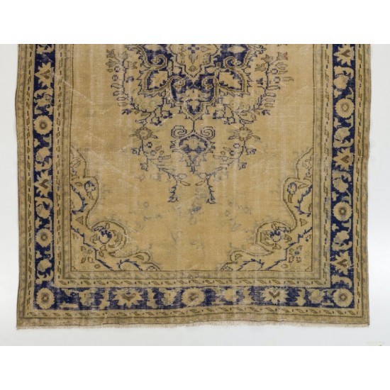 Traditional Vintage Area Rug from Turkey, Ca 1960, Handmade Floor Covering. 6.5 x 10.2 Ft (198 x 310 cm)
