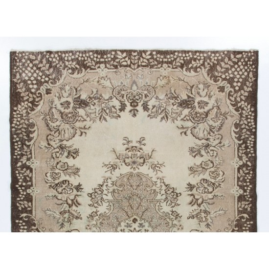 Traditional Vintage Area Rug from Turkey, Ca 1960, Handmade Floor Covering. 6.8 x 10 Ft (207 x 307 cm)