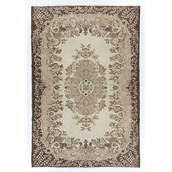 Traditional Vintage Area Rug from Turkey, Ca 1960, Handmade Floor Covering. 6.8 x 10 Ft (207 x 307 cm)