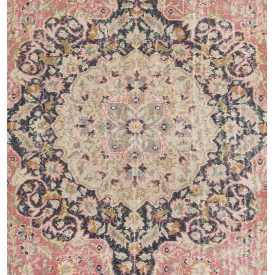 Mid-Century Handmade Turkish Oushak Wool Rug with Medallion Design. 6.9 x 10.2 Ft (208 x 310 cm)