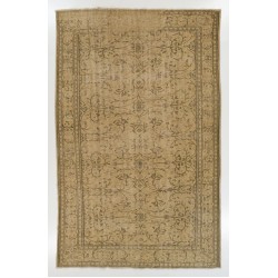 Large Vintage Handmade Turkish Wool Area Rug. 7 x 11 Ft (216 x 333 cm)