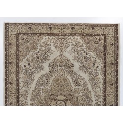 Large Mid-Century Handmade Turkish Oushak Wool Rug with Medallion Design. 7.3 x 10.5 Ft (220 x 318 cm)