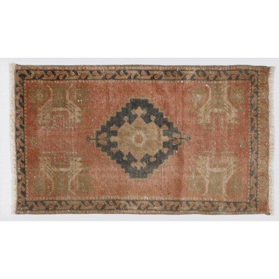 Hand-Knotted Vintage Turkish Oushak Rug Made of Wool. 1.6 x 2.5 Ft (48 x 76 cm)