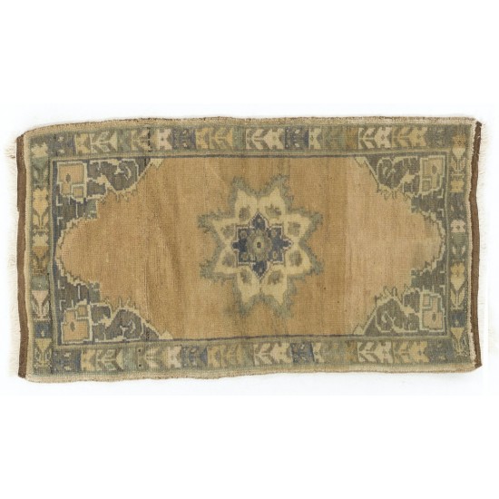 Small Handmade Turkish Rug, Vintage Doormat (Seat or Cushion Cover). 1.7 x 3 Ft (51 x 91 cm)